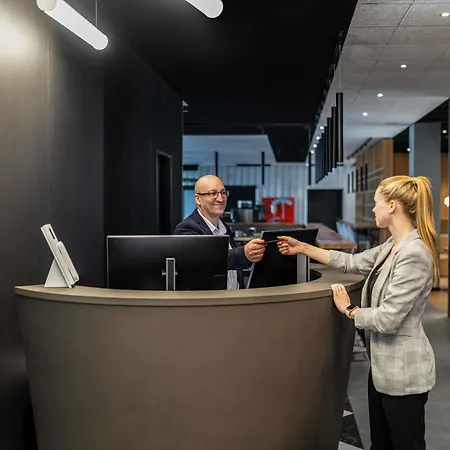 Hotel Ibis Airport Dusseldorf