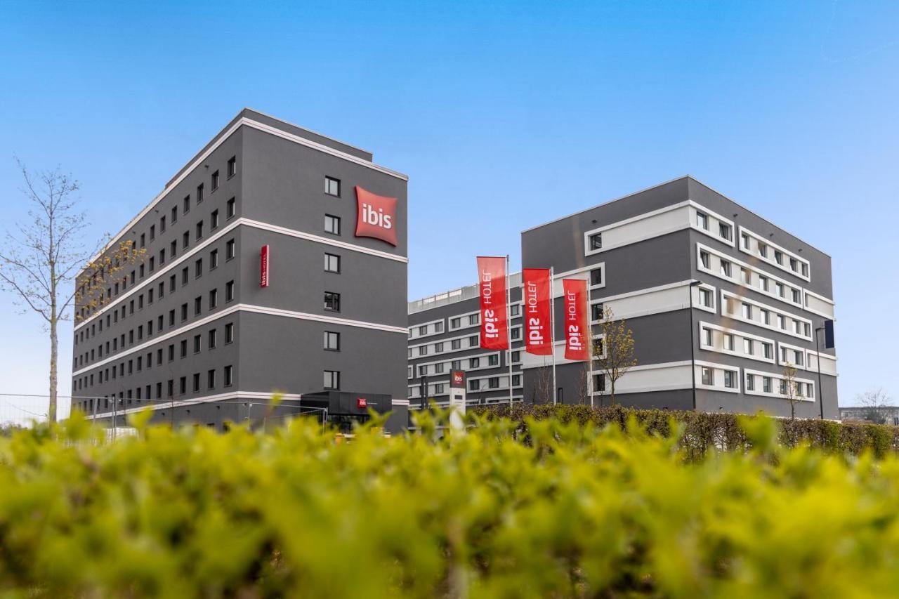 Hotel Ibis Airport