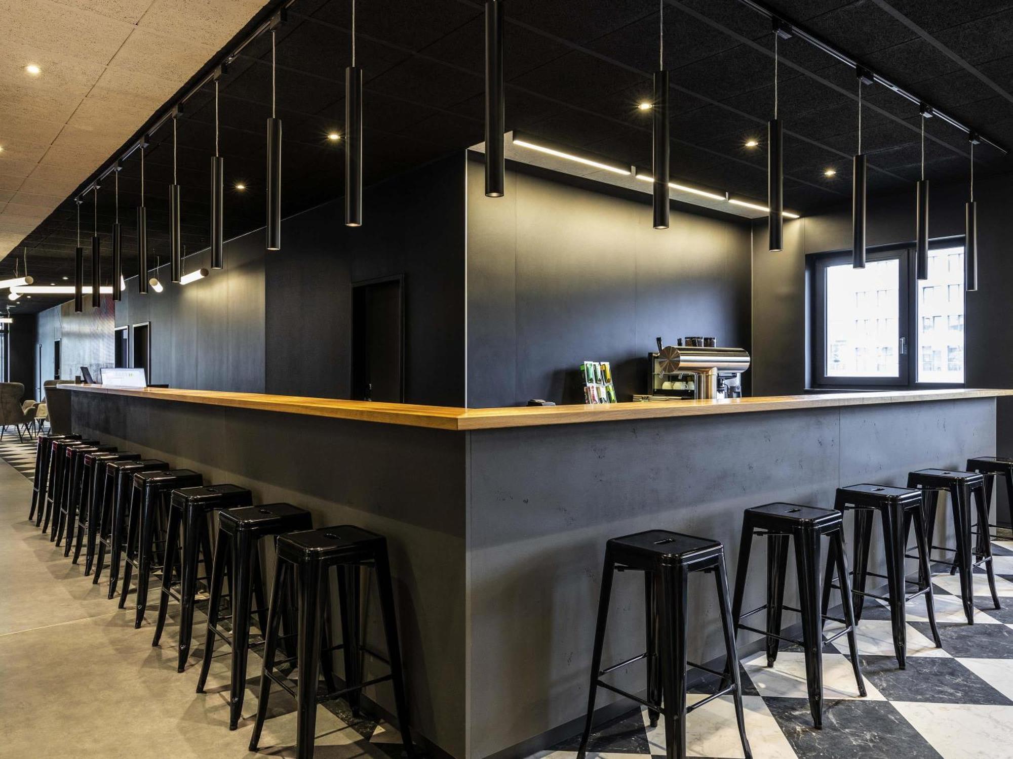 Ibis Airport 3* Dusseldorf