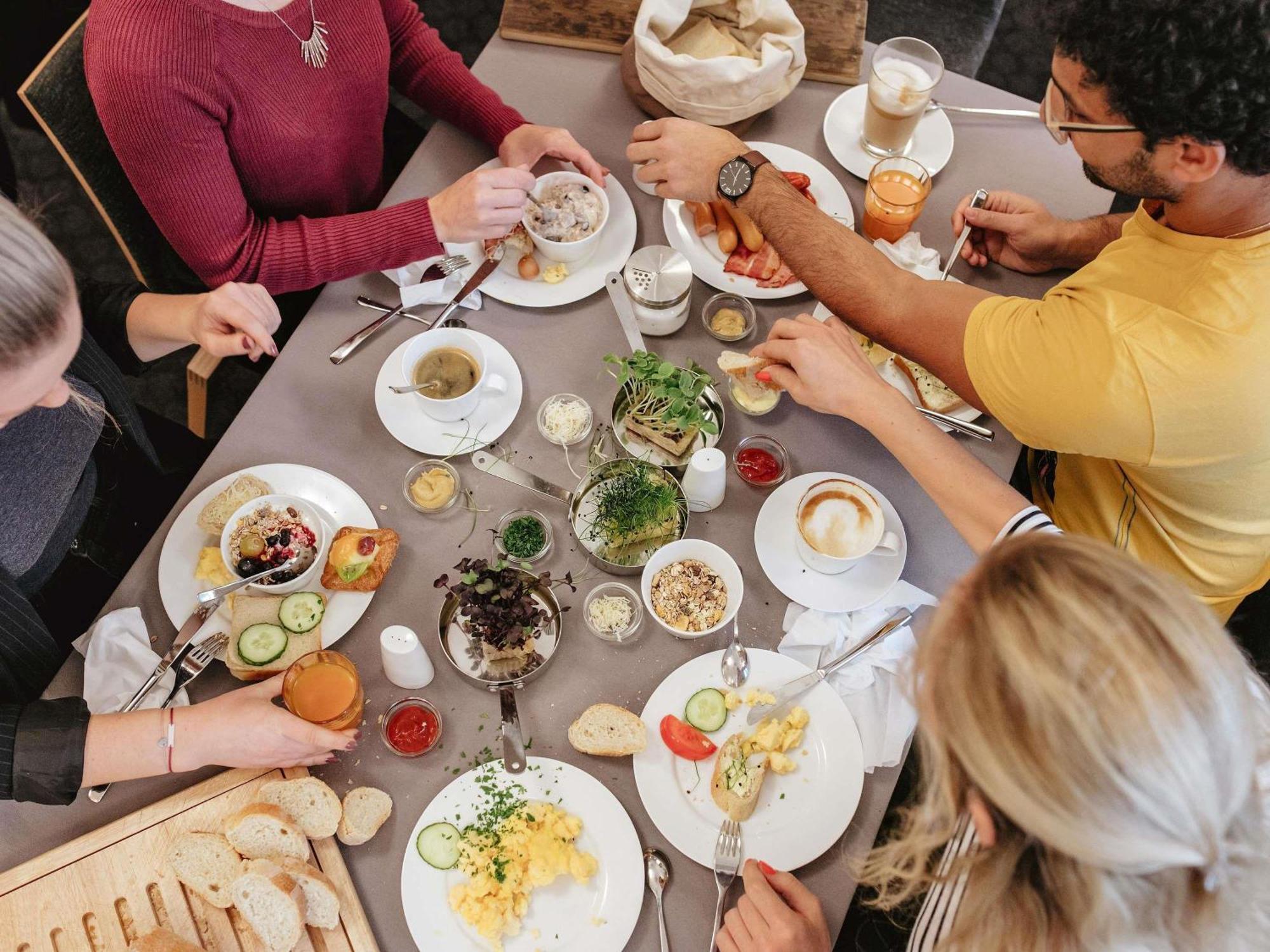 Ibis Airport Hotel 3*